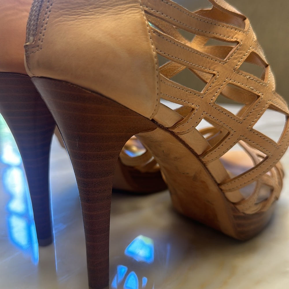 Stuart Weitzman Leather Cage Heels - Picture 9 of 12